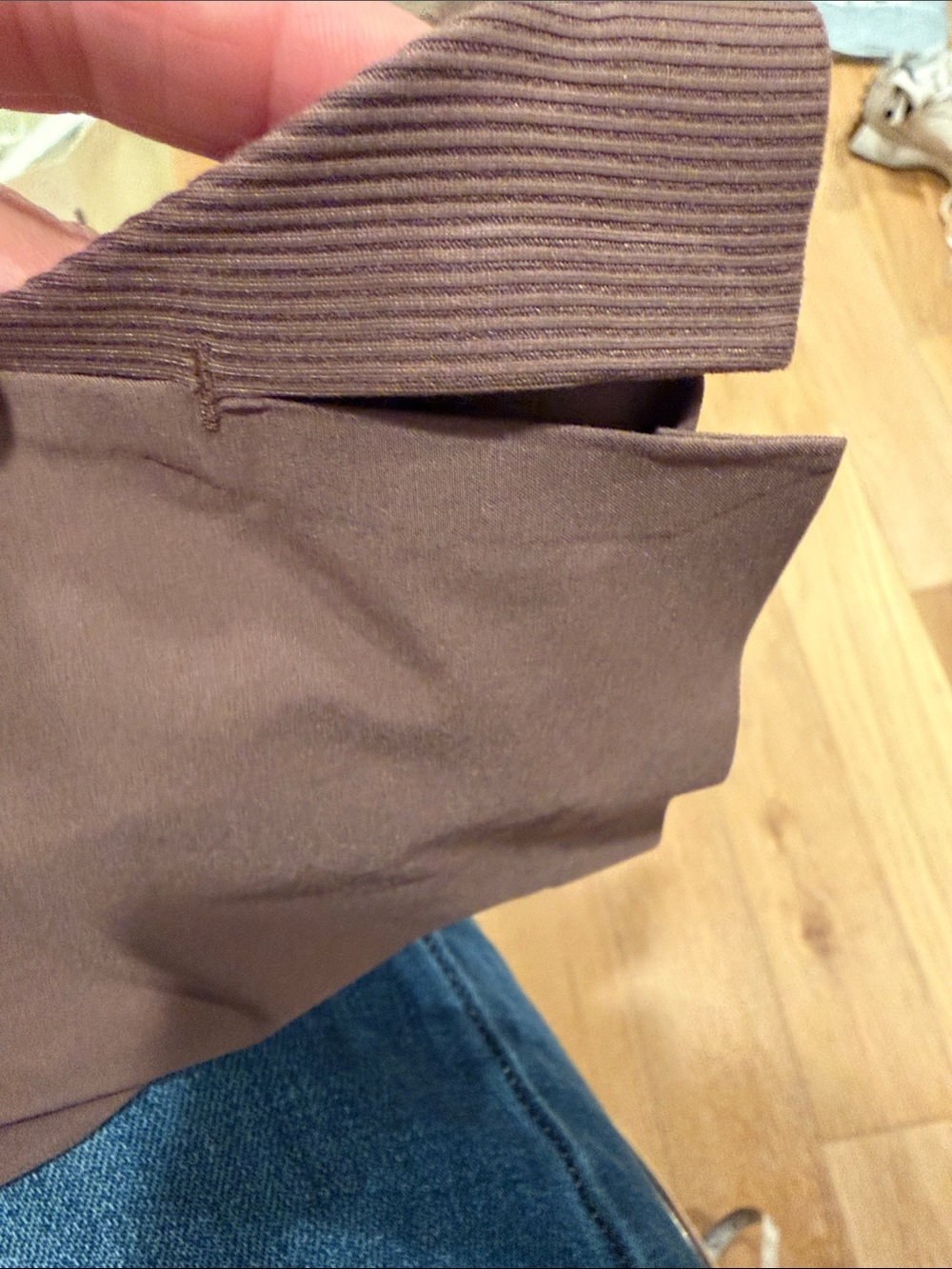 Athleta Brooklyn Mid-Rise Ankle Pant - Brown size 4 - Picture 3 of 4